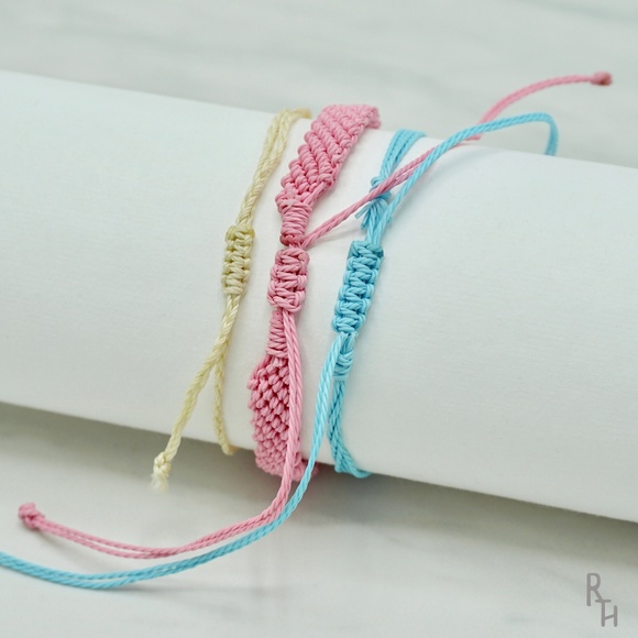 Pastel 3 Piece Sliding Bracelet Set - Picture 2 of 2